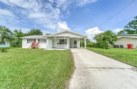 1204 N Palm Drive Plant City FL 33563