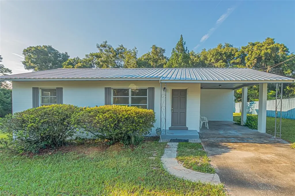 526 E Beresford Avenue Deland FL 32724