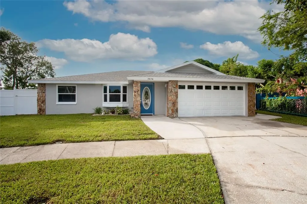 7076 Forestview Terrace N St Petersburg FL 33709