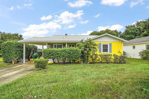 825 Poinsettia Drive Eustis FL 32726