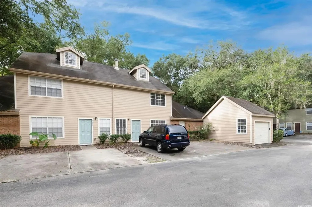 9711 SW 52nd Lane Gainesville FL 32608