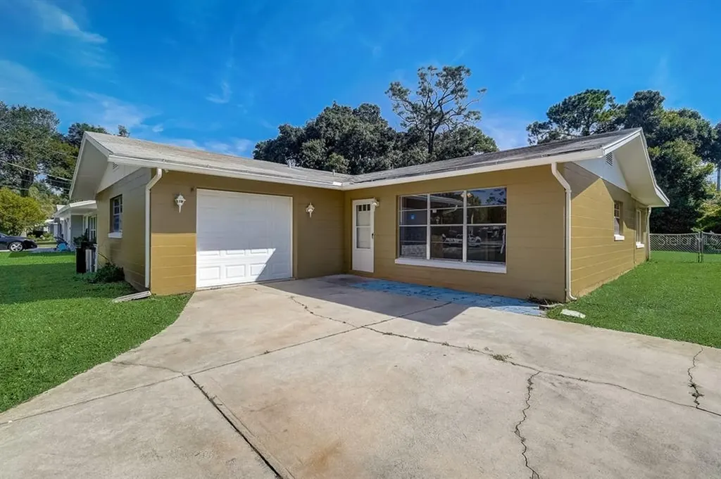 2267 Anastasia Drive South Daytona FL 32119
