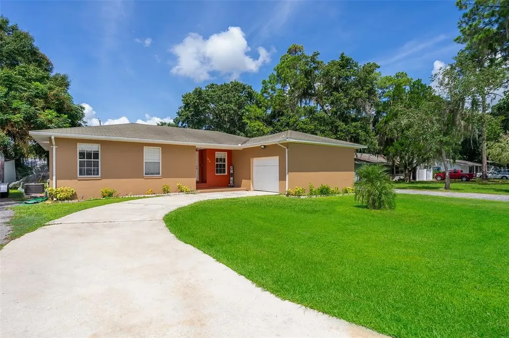 1016 Wildwood W Lakeland FL 33801