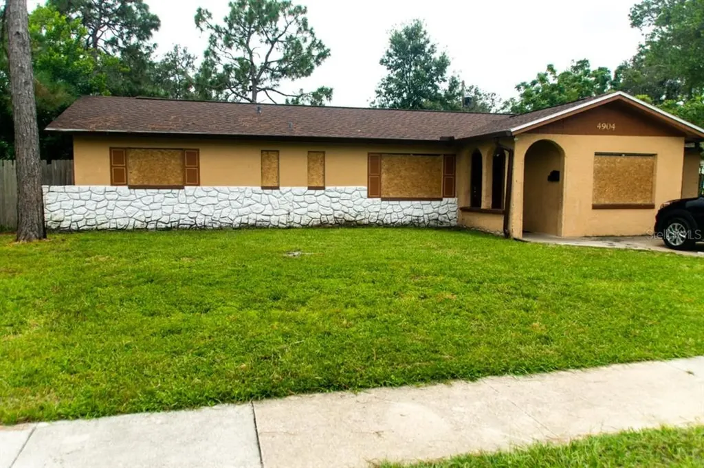 4904 Okeefe Street Orlando FL 32808