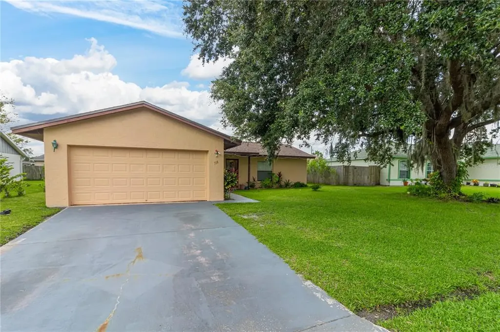 718 Del Rio Way Kissimmee FL 34758