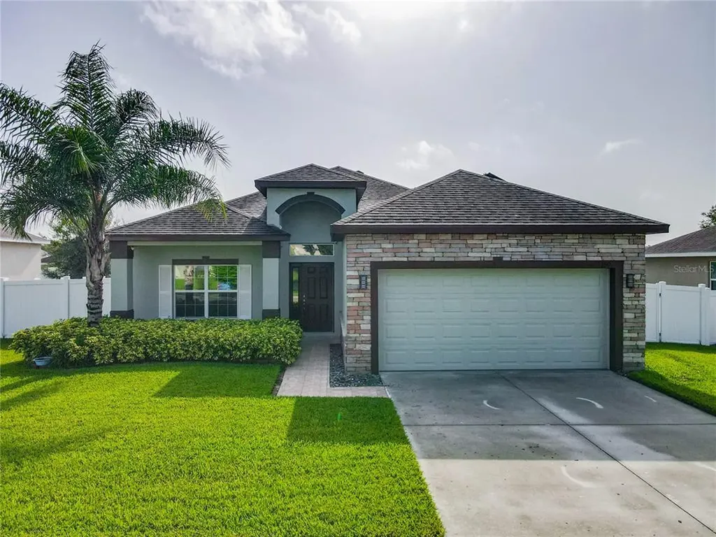 150 Highland Meadows Street Davenport FL 33837