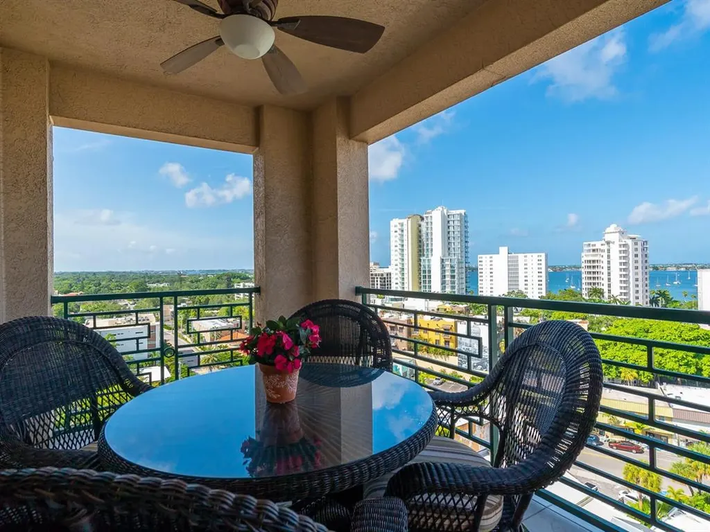 505 S Orange Avenue Sarasota FL 34236