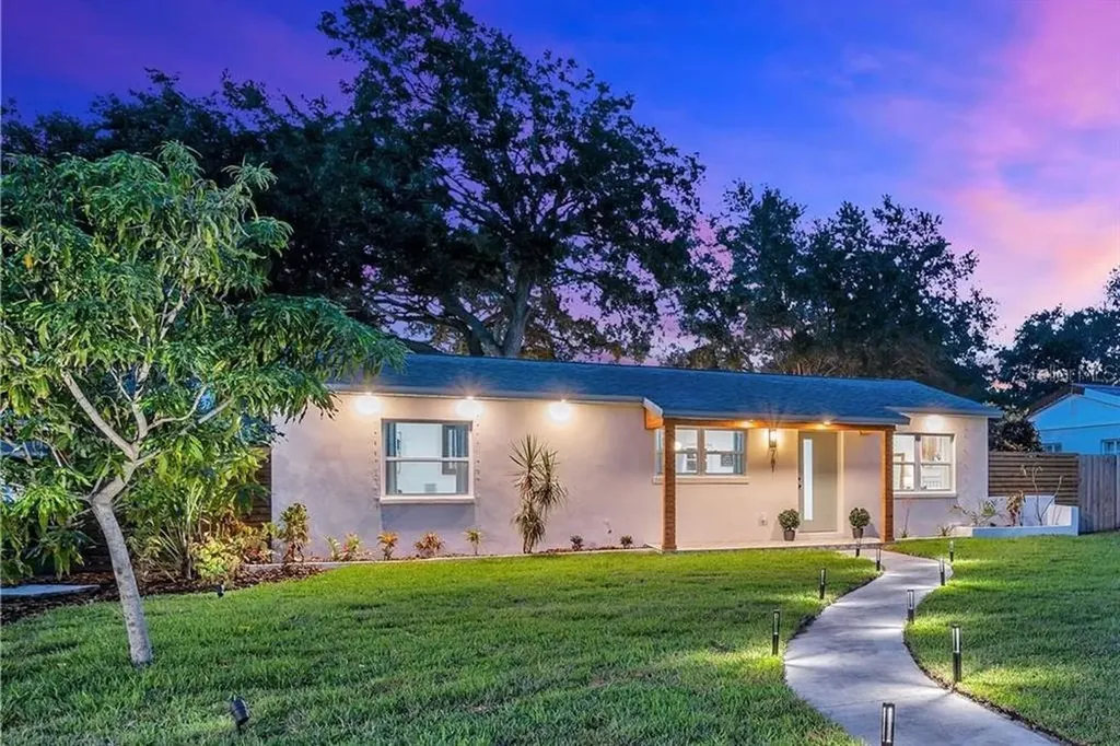 781 40th Avenue NE St Petersburg FL 33703