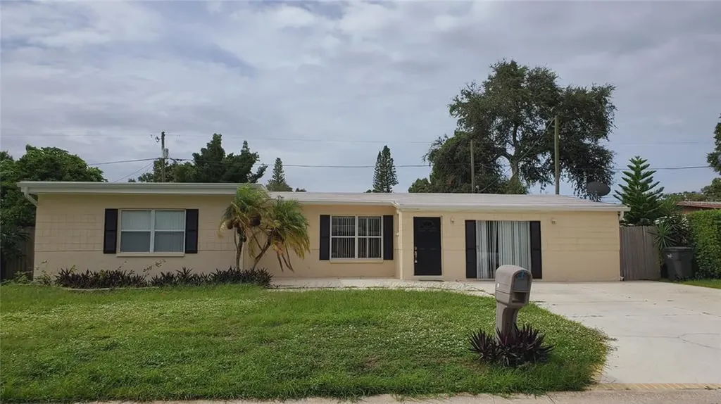 5458 56th Terrace N St Petersburg FL 33709