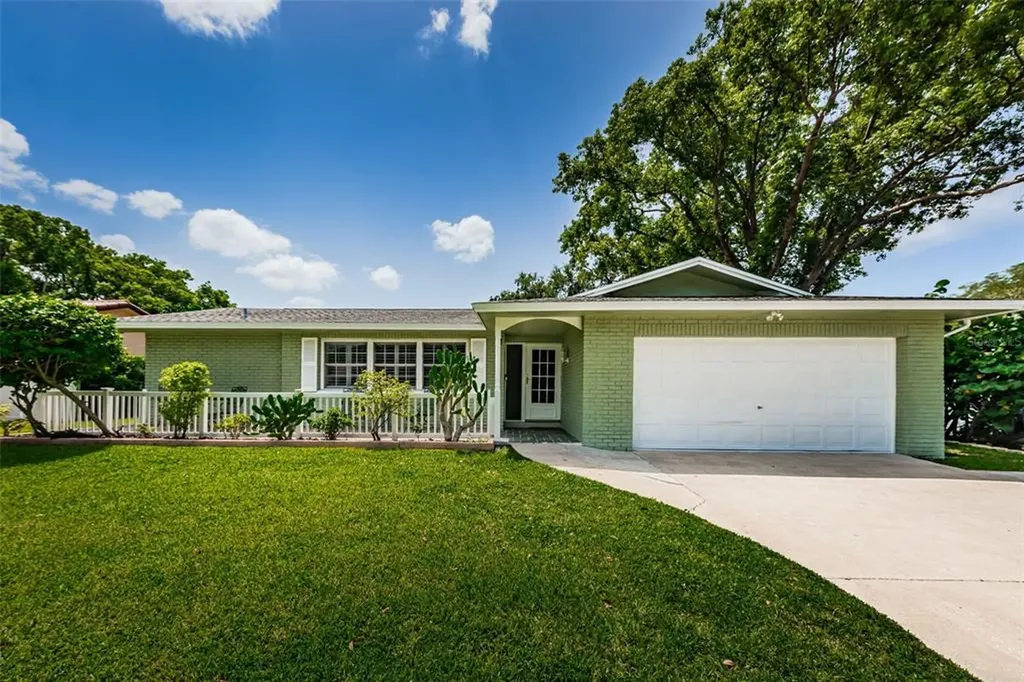 1505 Pleasant Grove Drive Dunedin FL 34698