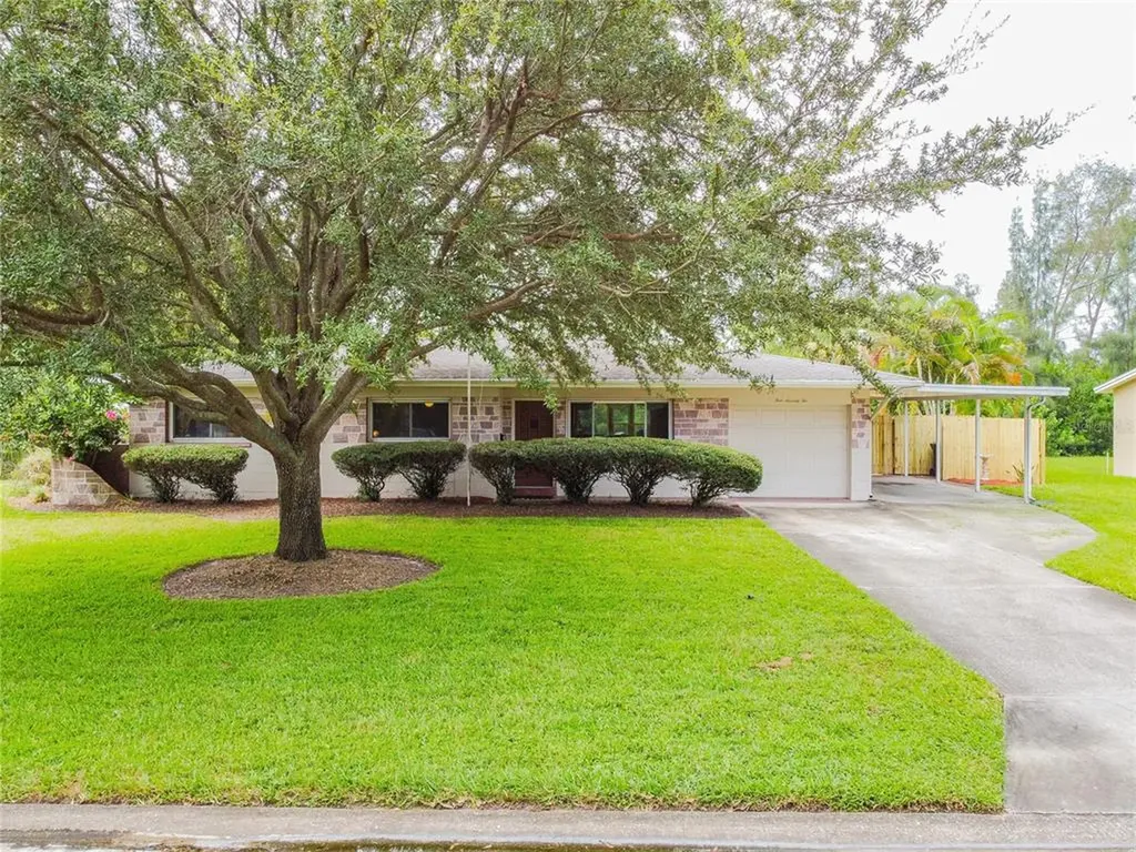 472 55th Avenue NE St Petersburg FL 33703