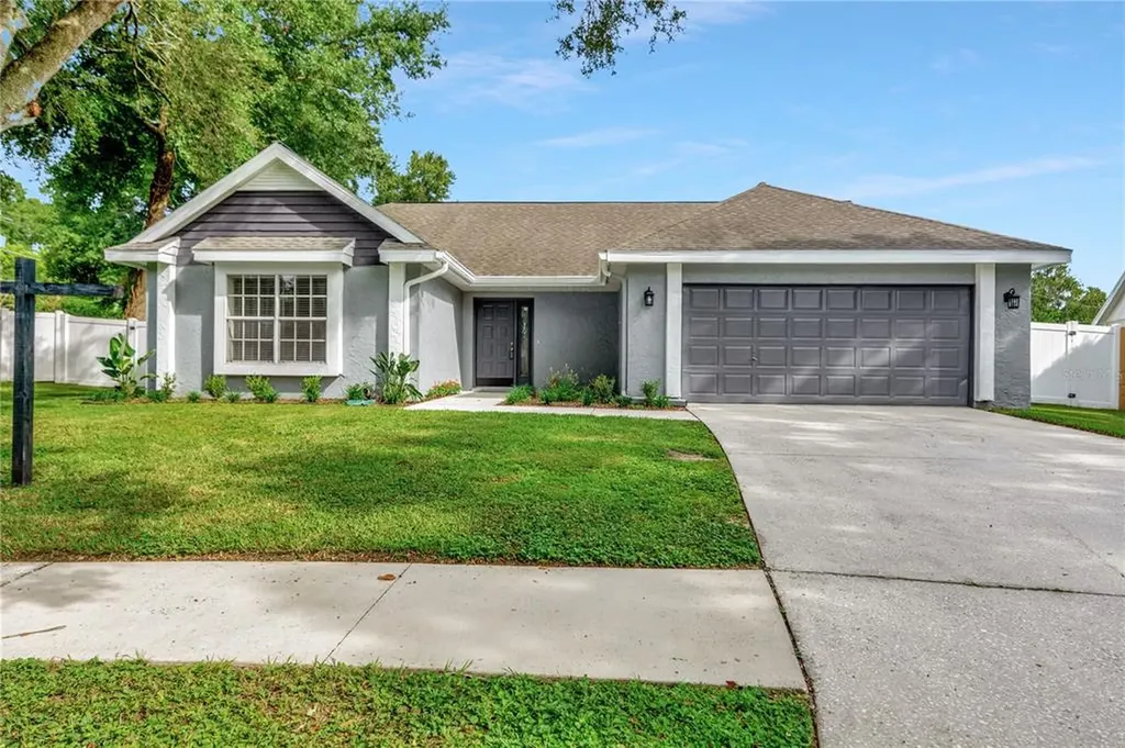 2049 Darlington Oak Drive Seffner FL 33584