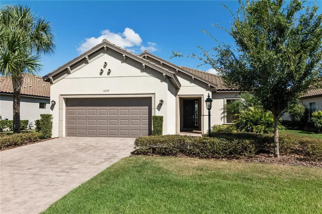 5227 Napoli Run Bradenton FL 34211