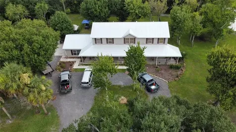 523 NE 138th Street Okeechobee FL 34972