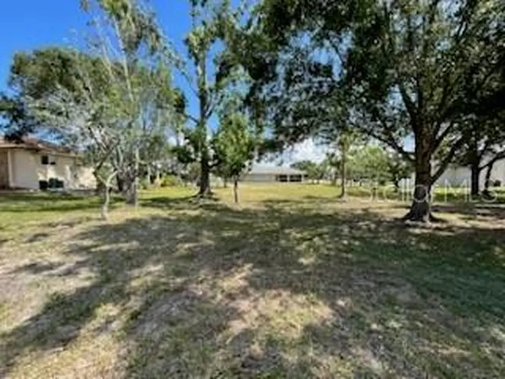 310 W Henry Street Punta Gorda FL 33950