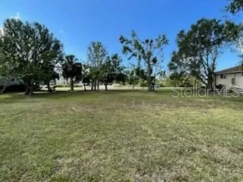 310 W Henry Street Punta Gorda FL 33950