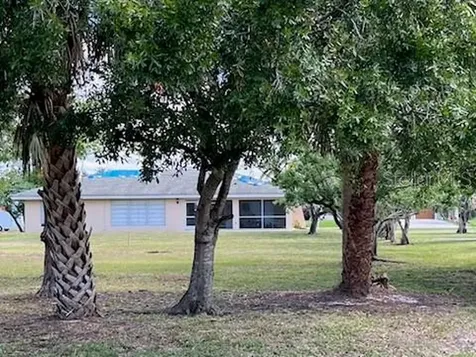 310 W Henry Street Punta Gorda FL 33950