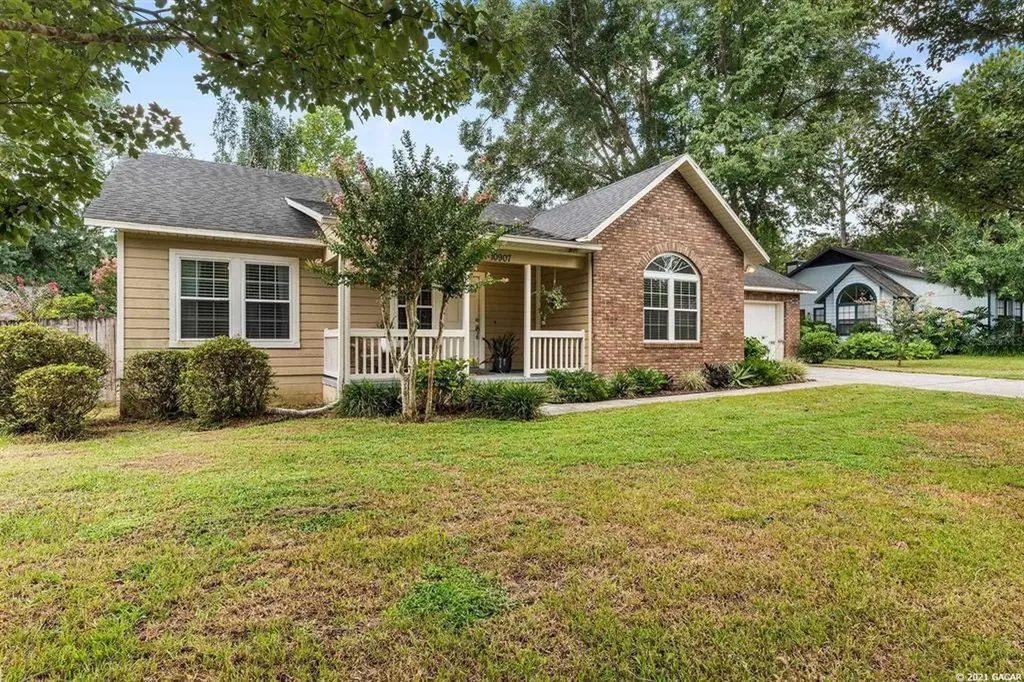 10907 NW 33rd Place Gainesville FL 32606