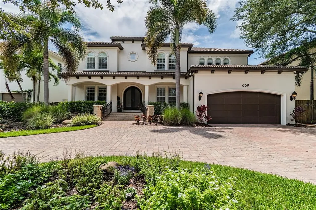 639 Riviera Drive Tampa FL 33606
