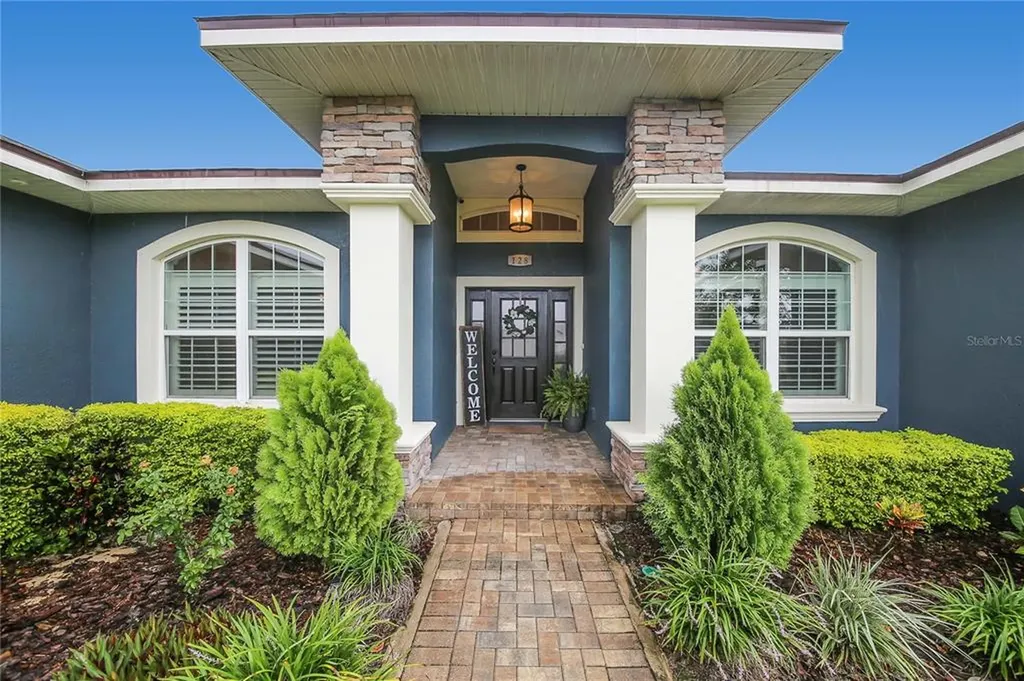 128 Bentley Oaks Boulevard Auburndale FL 33823