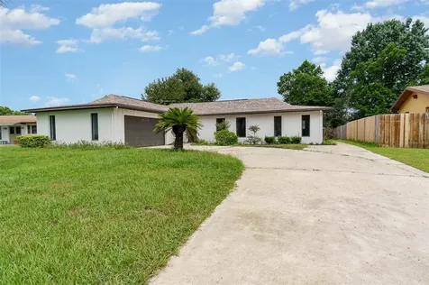 202 Dartmouth Street Deltona FL 32725