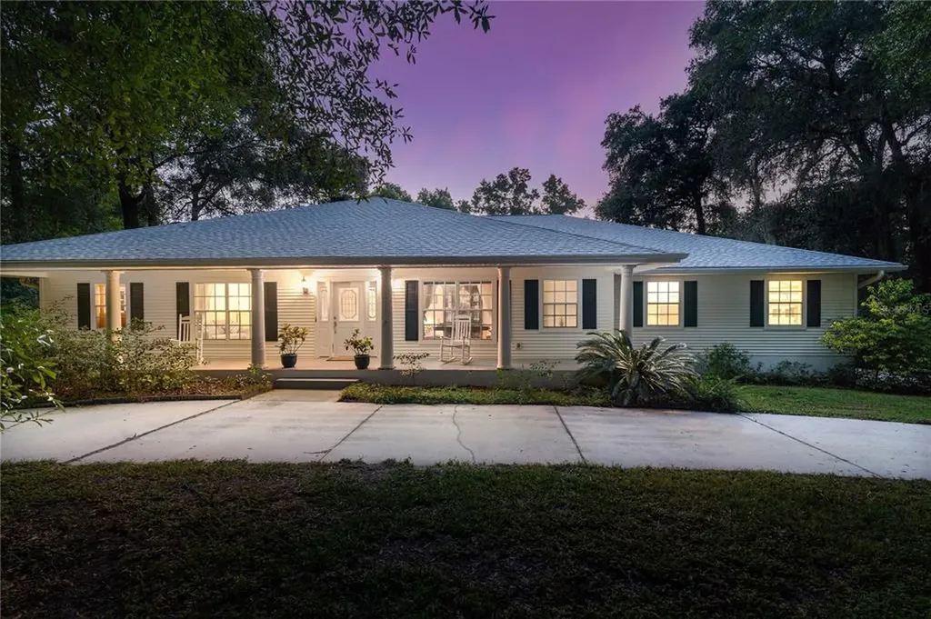17909 Hancock Bluff Road Dade City FL 33523