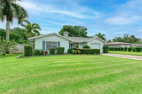 711 60th Street NW Bradenton FL 34209