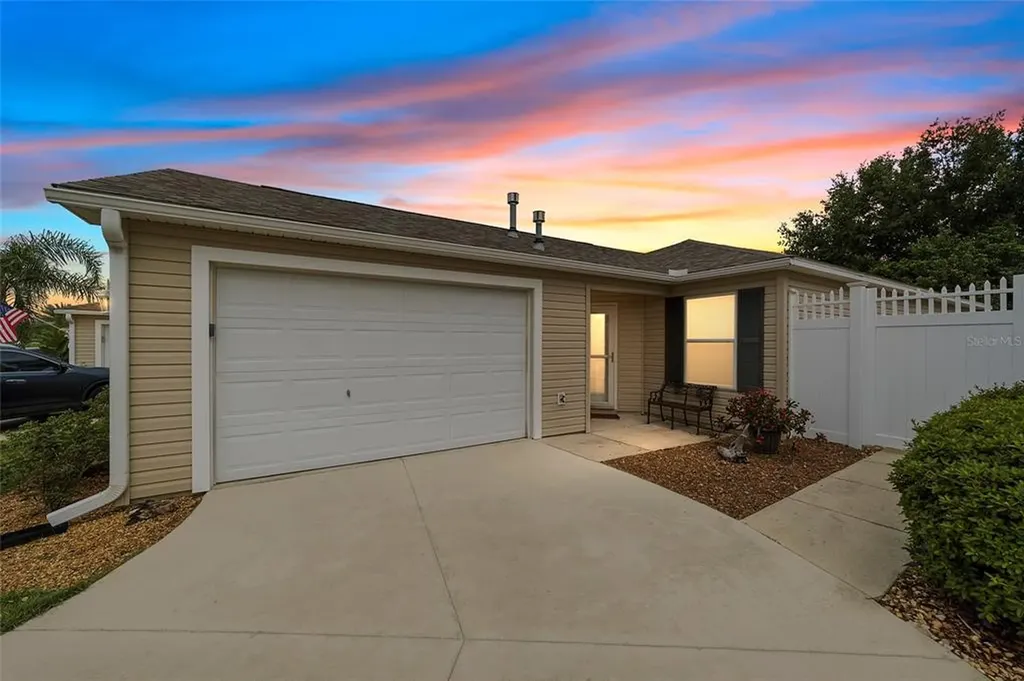 2359 Ridgeway Court The Villages FL 32162