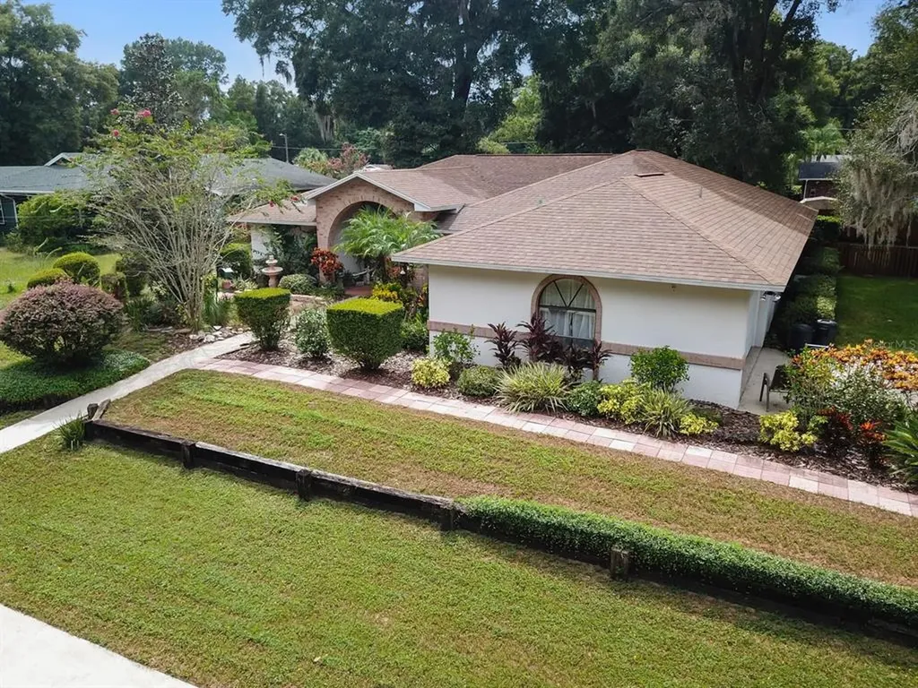 11825 Orange Court Dade City FL 33525