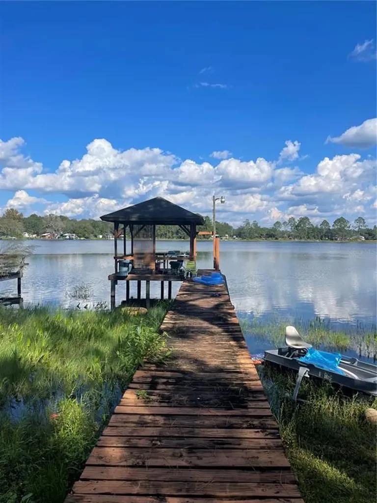 212 Maltas Avenue Interlachen FL 32148