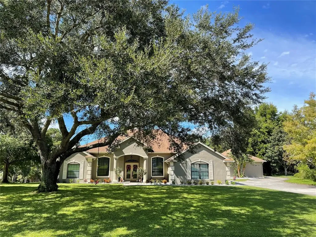 14701 Gourd Neck Drive Montverde FL 34756