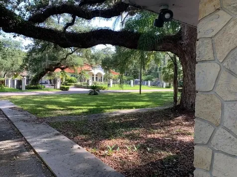 8704 Jackson Springs Road Tampa FL 33615
