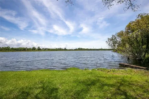 3903 Lake Shore Drive Palm Harbor FL 34684