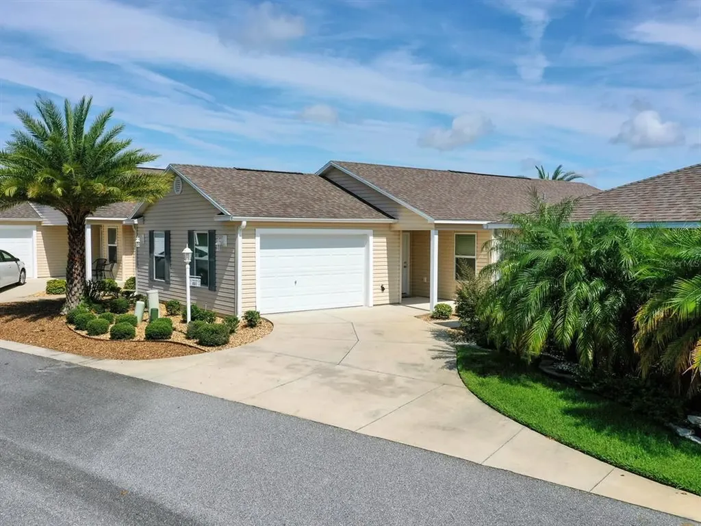881 Amber Court The Villages FL 32163