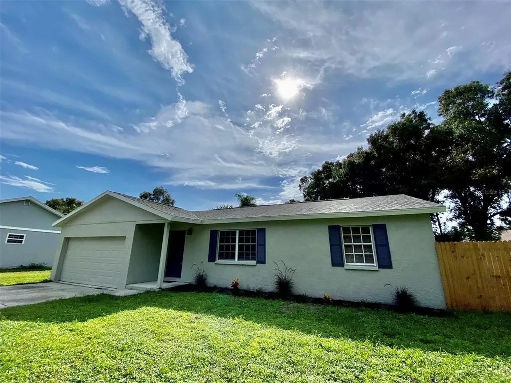 1569 Oak Park Avenue Sarasota FL 34237