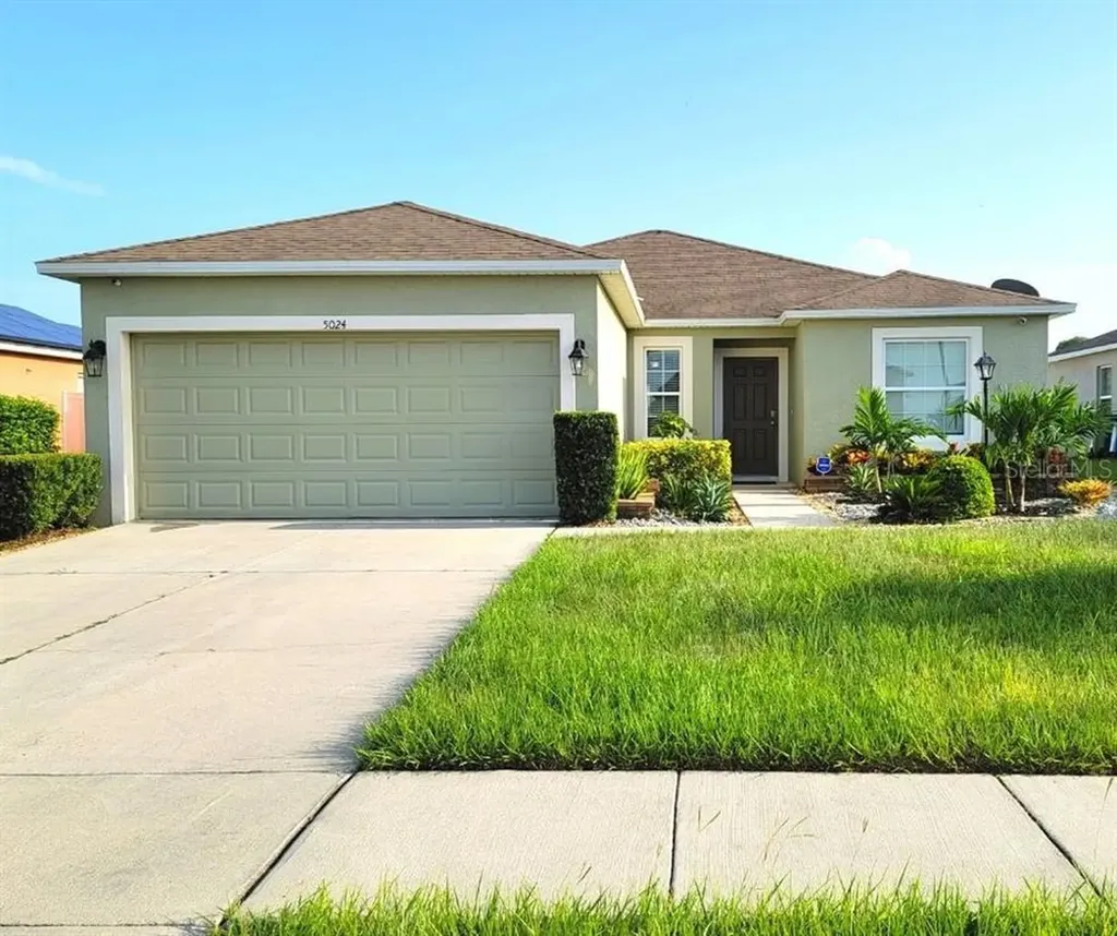 5024 Brenton Manor Avenue Winter Haven FL 33881
