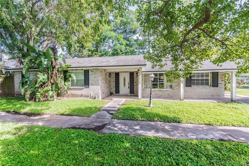 7019 S West Shore Boulevard Tampa FL 33616