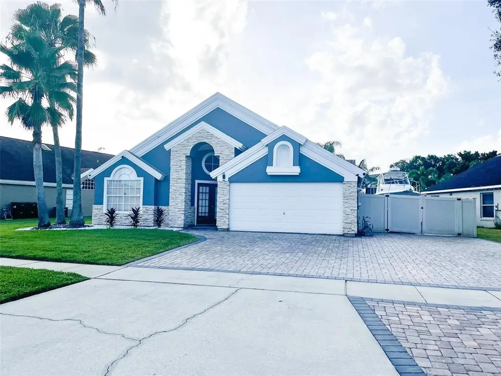 2323 Island Club Way Orlando FL 32822