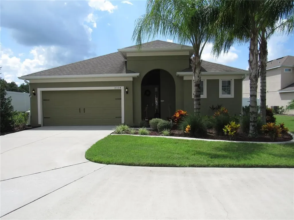 3334 Oro Valley Circle Mount Dora FL 32757