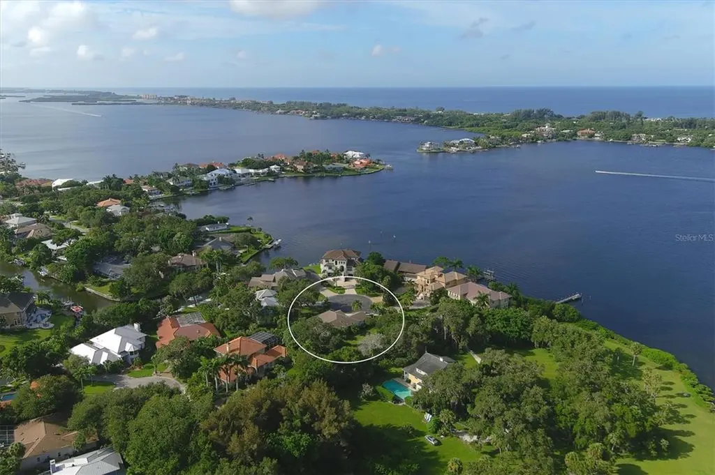 7317 Captain Kidd Avenue Sarasota FL 34231