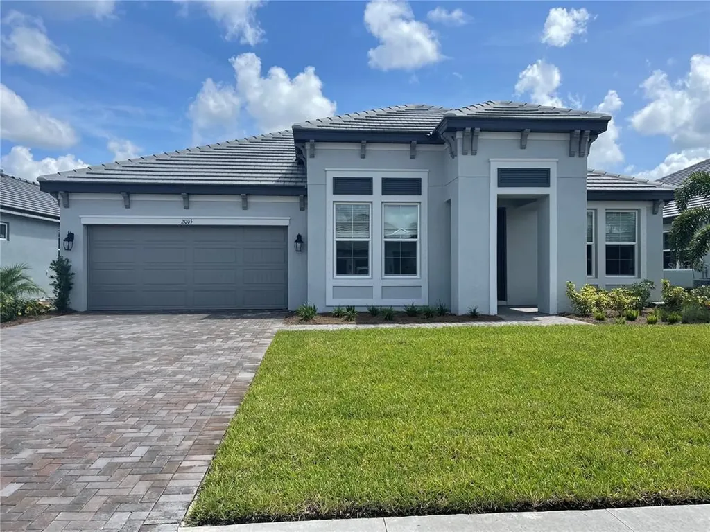 2005 Woodleaf Hammock Court Bradenton FL 34211