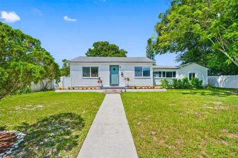 4935 17th Avenue N St Petersburg FL 33710