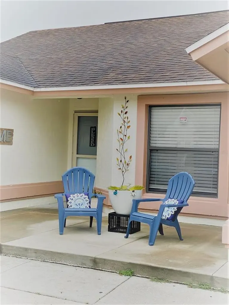 9513 Baytree Court Tampa FL 33615