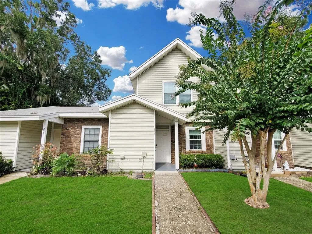 229 Arbor Circle Sanford FL 32773