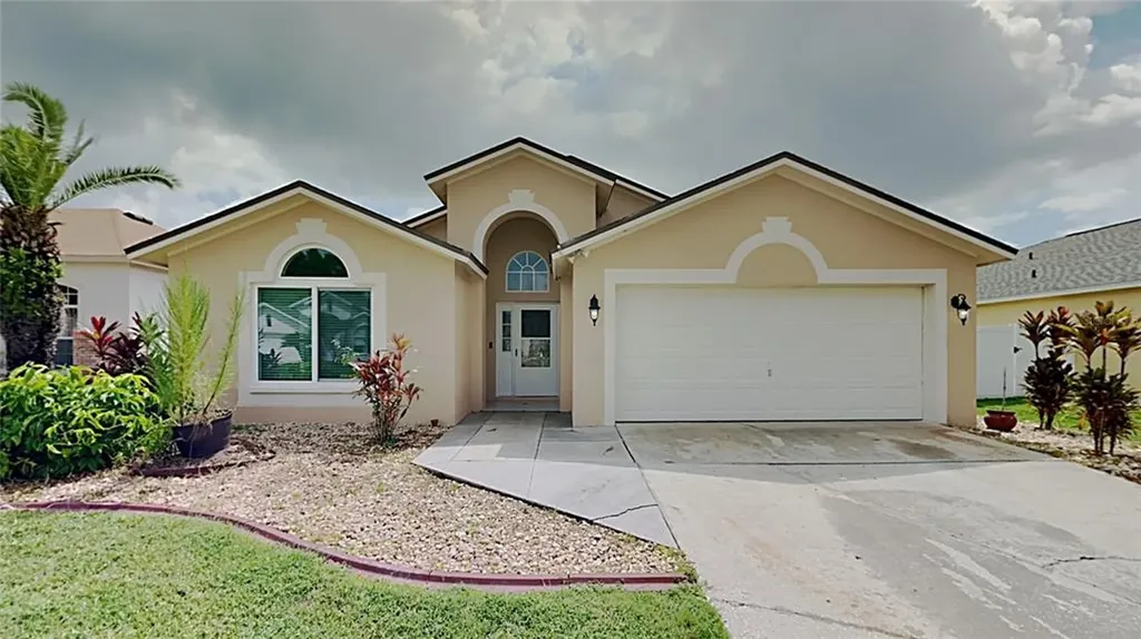 28815 Stormcloud Pass Wesley Chapel FL 33543