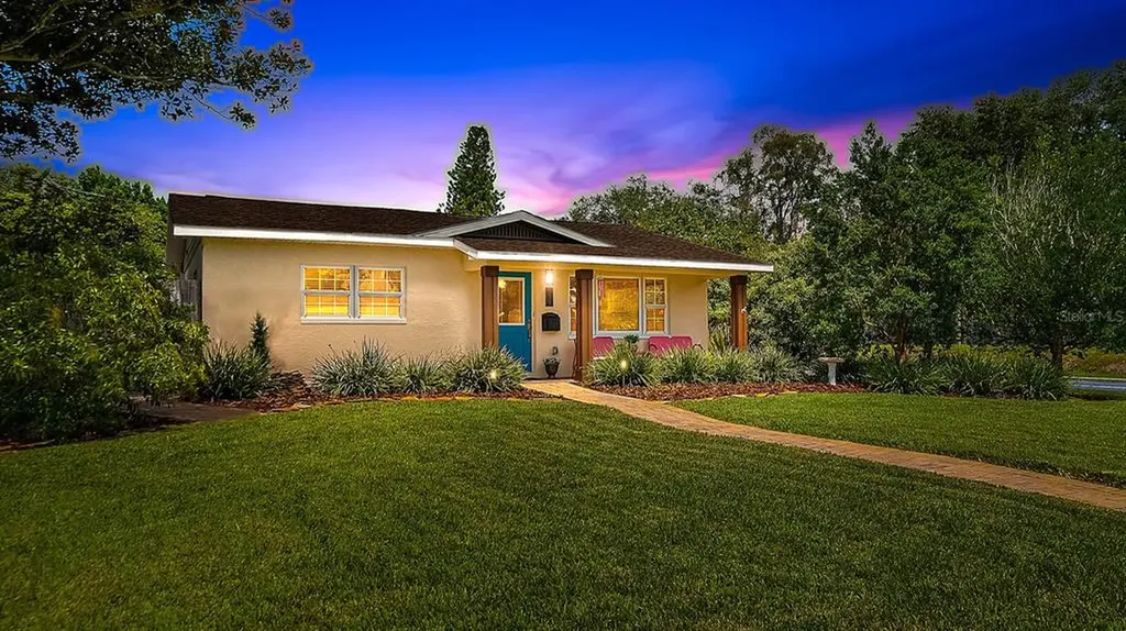 939 39th Avenue NE St Petersburg FL 33703