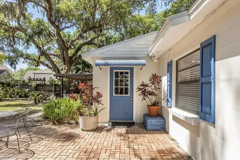 1106 W Coppet Court Tampa FL 33602