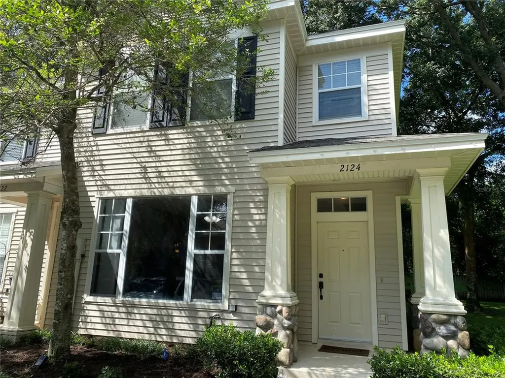 2124 Golden Oak Lane Valrico FL 33594