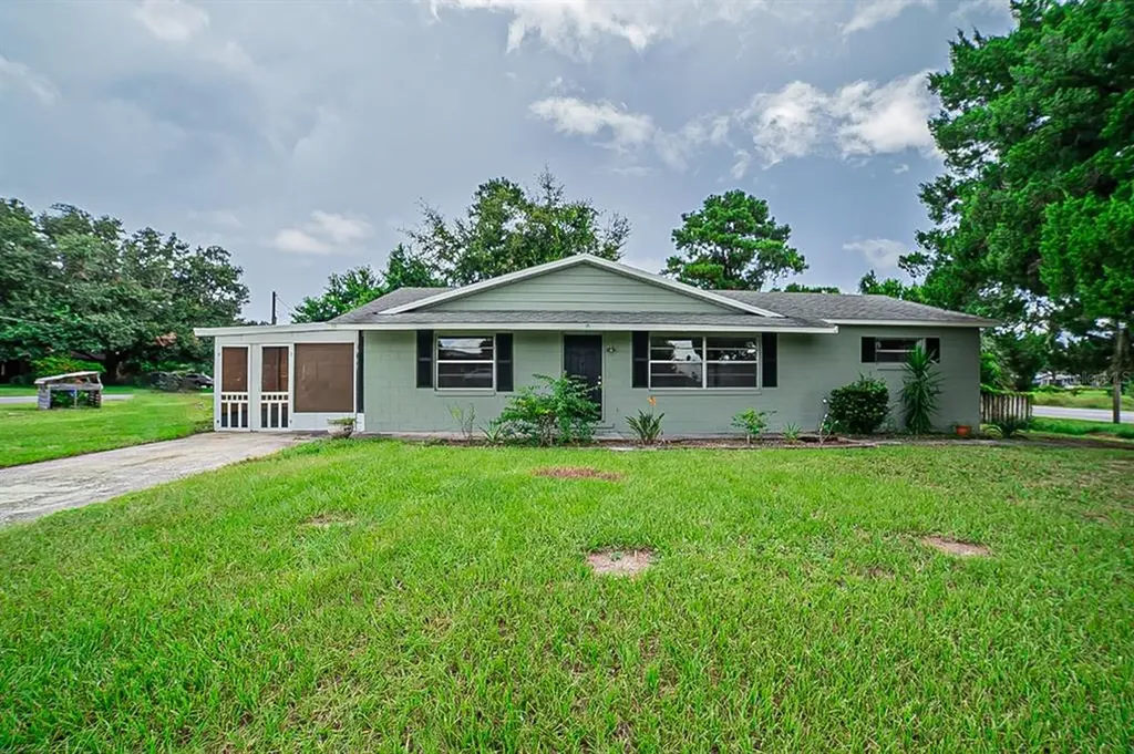 10933 Treadway School Road Leesburg FL 34788