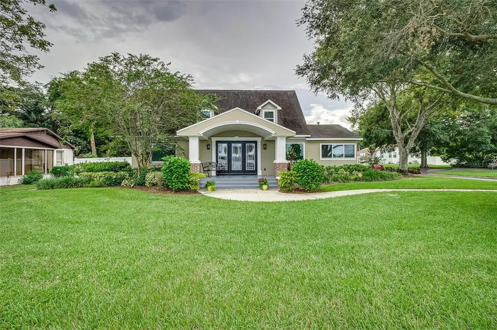 917 Lake Hollingsworth Drive Lakeland FL 33803